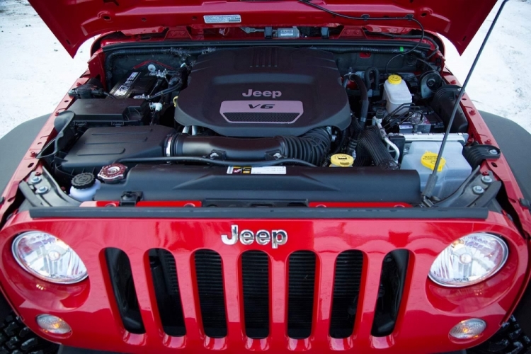 Инженеры автомобильного концерна Jeep представят новую версию бензинового двигателя внедорожников