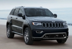 В конце 2020 года ожидается презентация  новой версии джипа Jeep  Grand Cherokee    